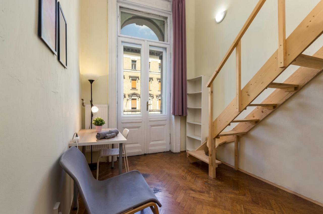 Budapest Three Cats Hostel Екстериор снимка